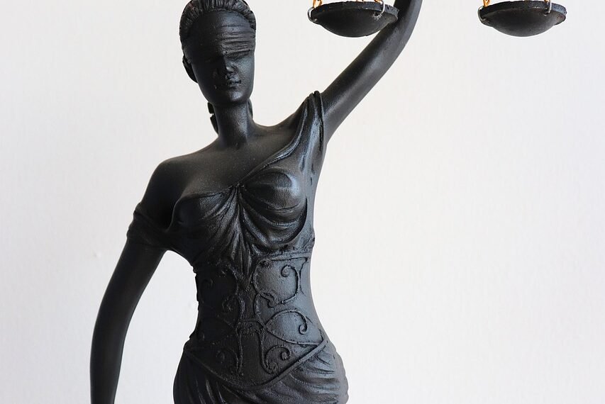 Gdzie zgłosić nieprawidłowości w pracy