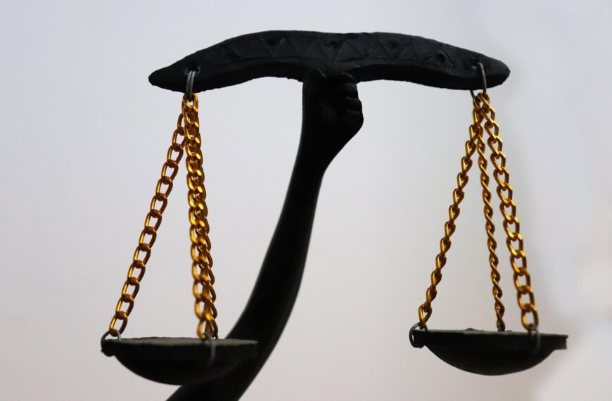 Gdzie zgłosić nadużycia w pracy