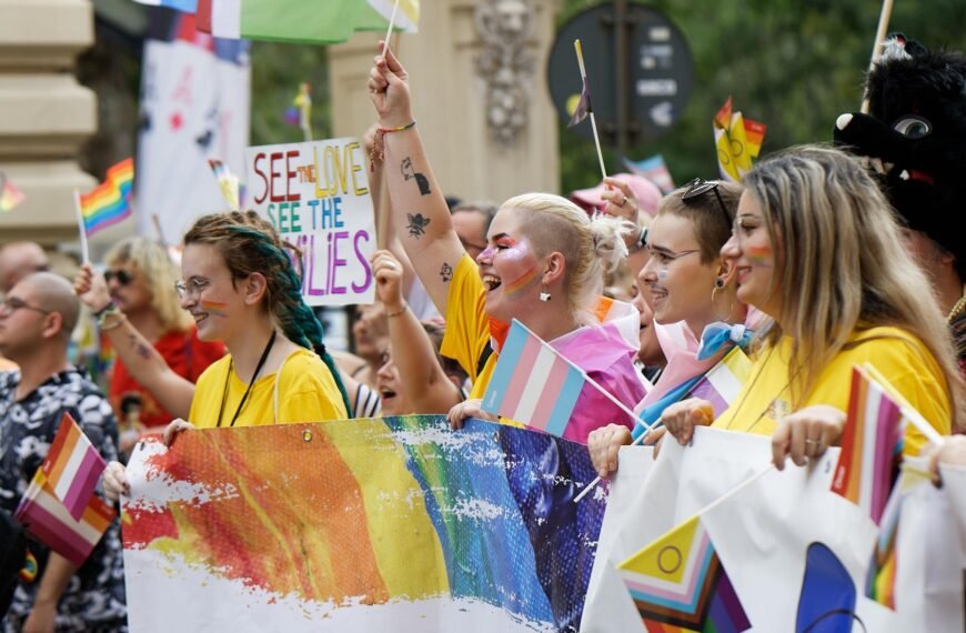 Gdzie zgłosić molestowanie w pracy